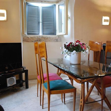 Appartamento Piazza Farnese Rom Eksteriør billede