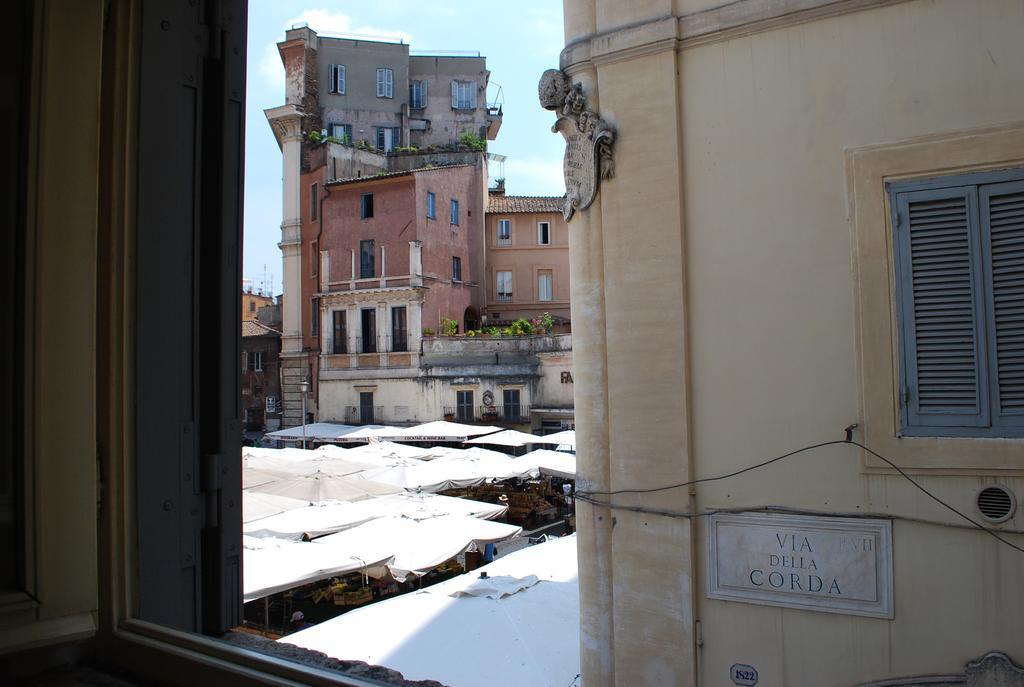 Appartamento Piazza Farnese Rom Værelse billede